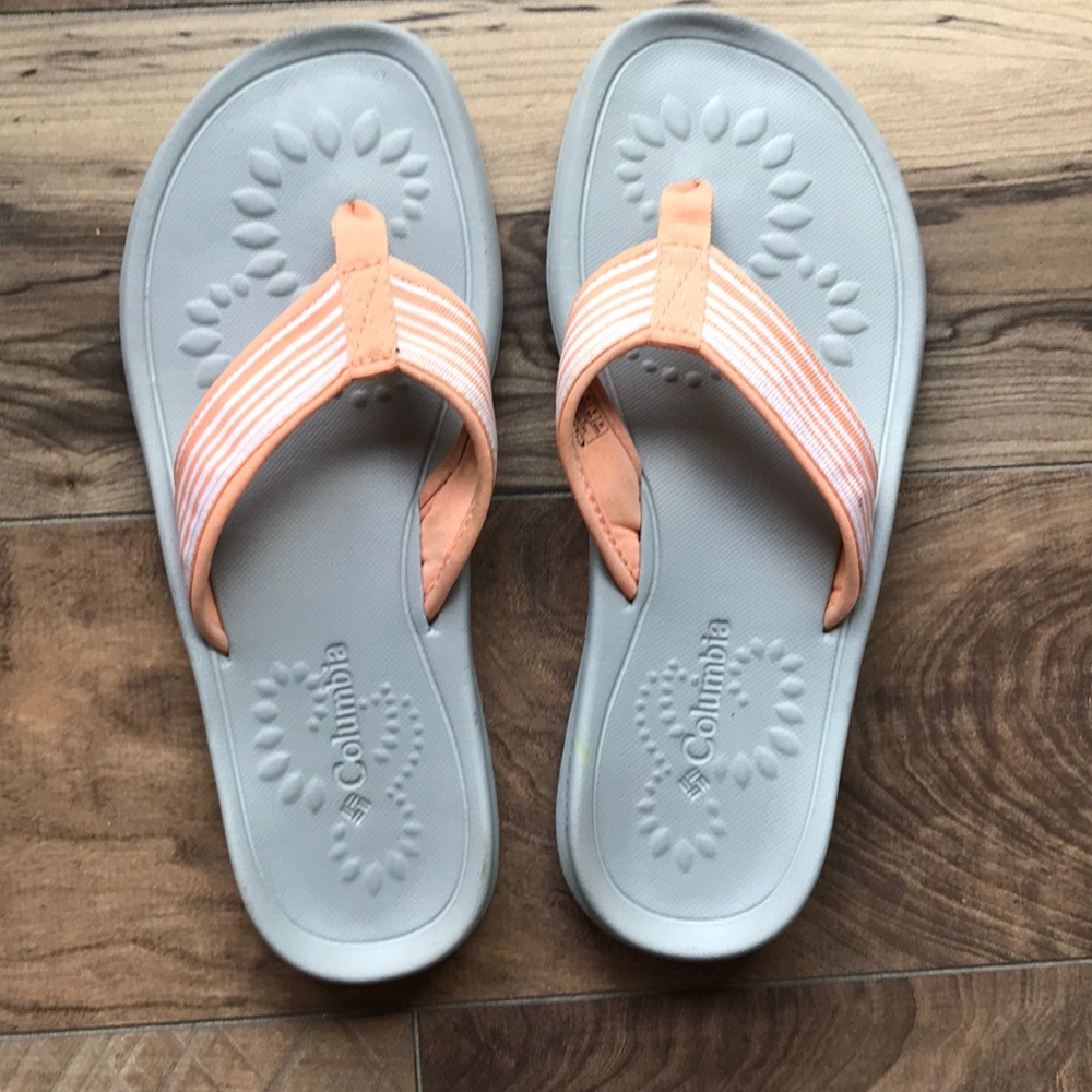 COLUMBIA flip flop sandals